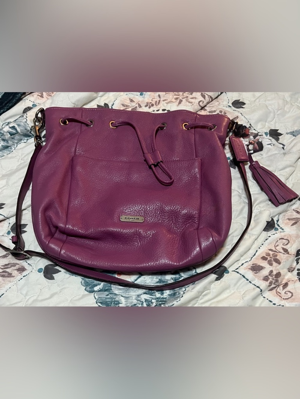 Coach Avery Rich Purple Leather Shoulder Bucket Bag With tassel and tag